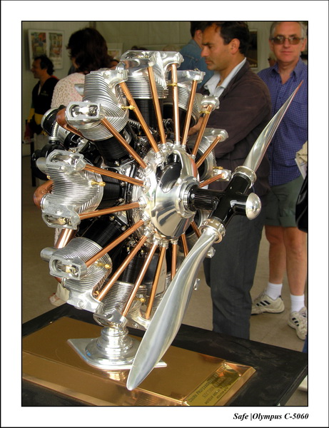 2004 - 04 - Mecanique renault 1.JPG